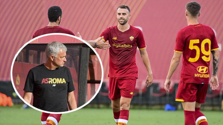 AS Roma thắng 10-0 ngày ra mắt Mourinho