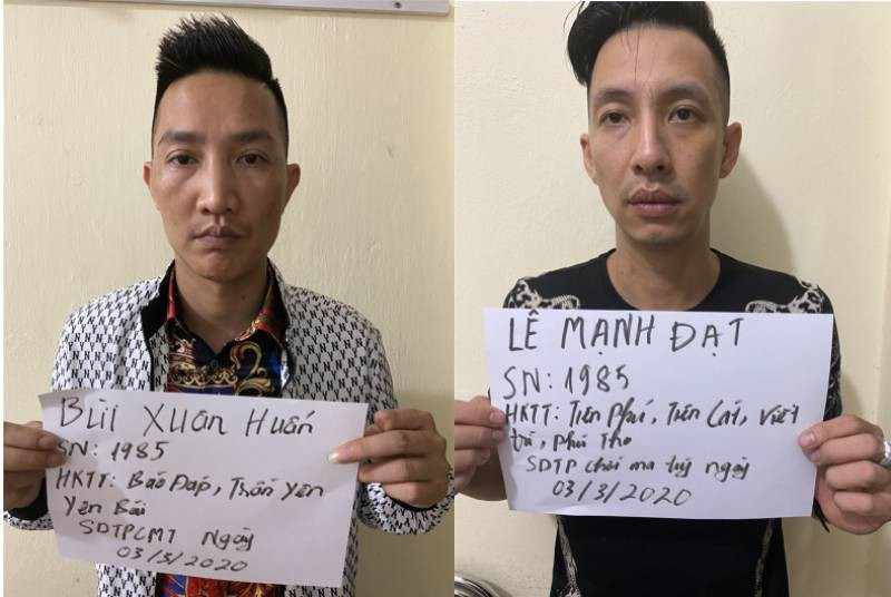 Huấn và Đạt tại cơ quan công an.