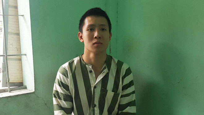 Nguyễn Hoàng Minh siết cổ xe ôm bằng thế võ Jin-jitsu