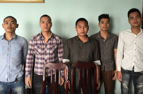 Nhóm đánh anh Chung bất tỉnh tại cơ quan điều tra