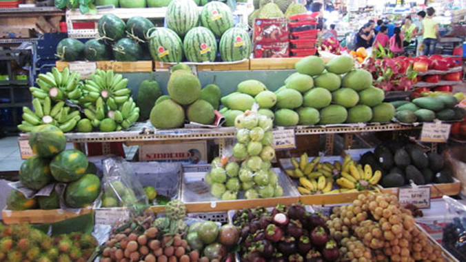 Chôm chôm, bòn bon, me của Thái Lan đang được người tiêu dùng chọn lựa thay cho trái cây Trung Quốc. Ảnh: VnExpress