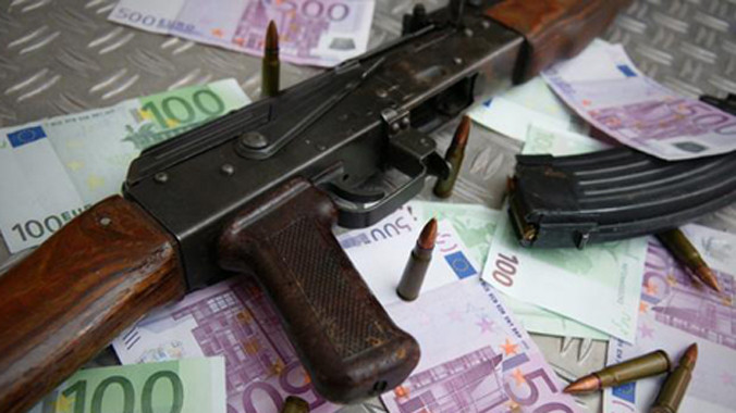 Những tên khủng bố đã sử dụng súng quân dụng trong những vụ tấn công khủng bố thời gian gần đây.