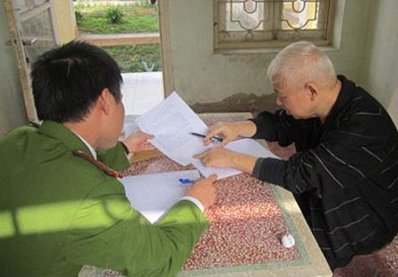 Bầu Kiên trong trại giam. 