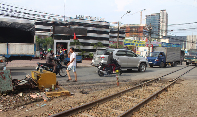 Địa điểm thanh niên bị tàu cán tử vong.