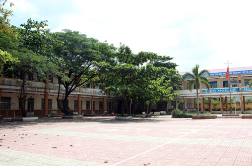 Trường THPT Long Thới. Ảnh: Mạnh Tùng.