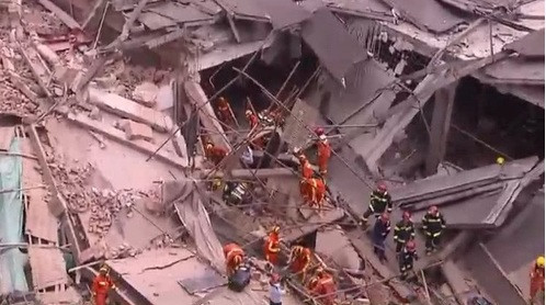 Hiện trường vụ sập nhà. (Ảnh: CGTN)