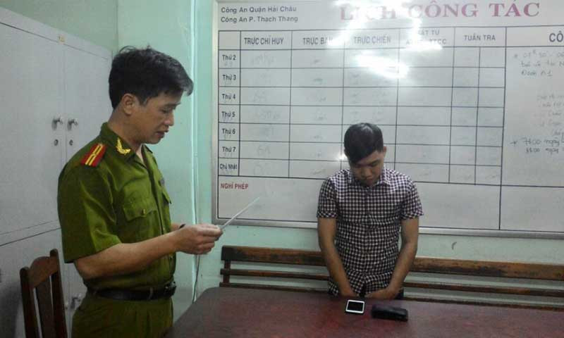 Đối tượng Lê Thái Vỹ tại cơ quan điều tra.