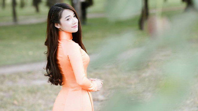 Hot girl 'bánh tráng' đẹp dịu dàng tại xứ sở Kim Chi