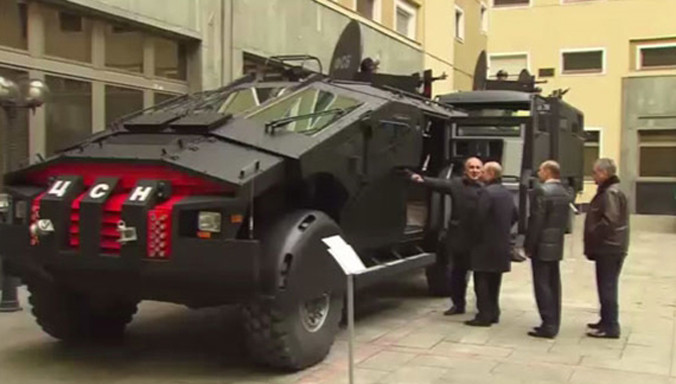 Nga ra mắt siêu chiến xa bảo vệ Tổng thống