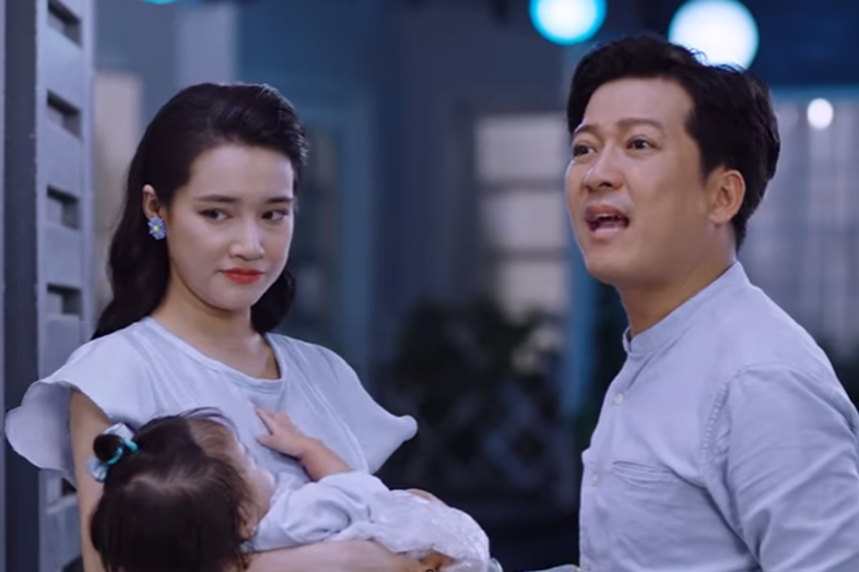 Showbiz 1/7: Trường Giang lên tiếng sau loạt chỉ trích làm MC kém duyên