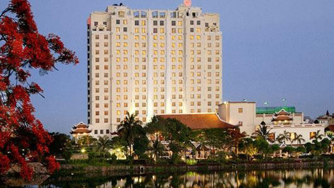 Khách sạn Sheraton Hà Nội lận đận từ ngày mới xây dựng