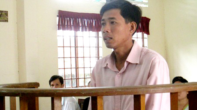 Bị cáo Đặng Văn Hoàng trước vành móng ngựa