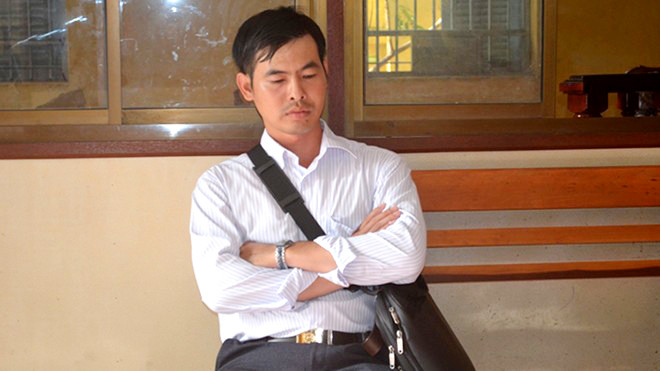 Bị cáo Kha Ly trong giờ nghị án. Ảnh: Tuổi Trẻ