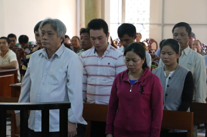 Các bị cáo tại phiên tòa.