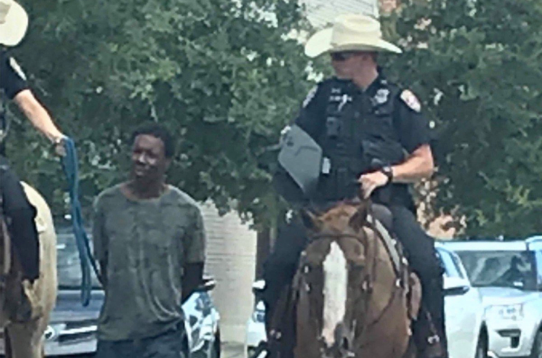 Bức ảnh dẫn giải gây phẫn nộ trên mạng xã hội. (Ảnh: Facebook)