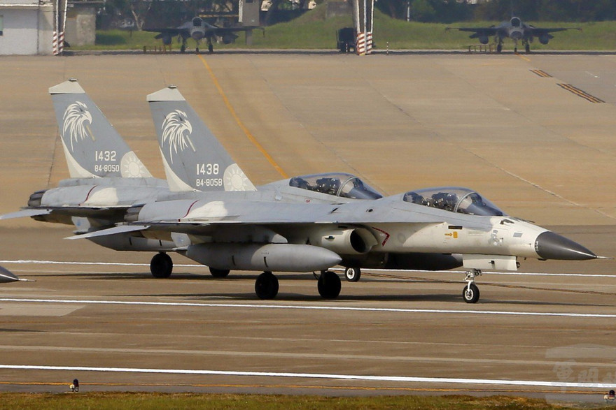 Mỹ vừa chấp nhận bán gói dịch vụ F-16 cho Đài Loan. (Ảnh: EPA)