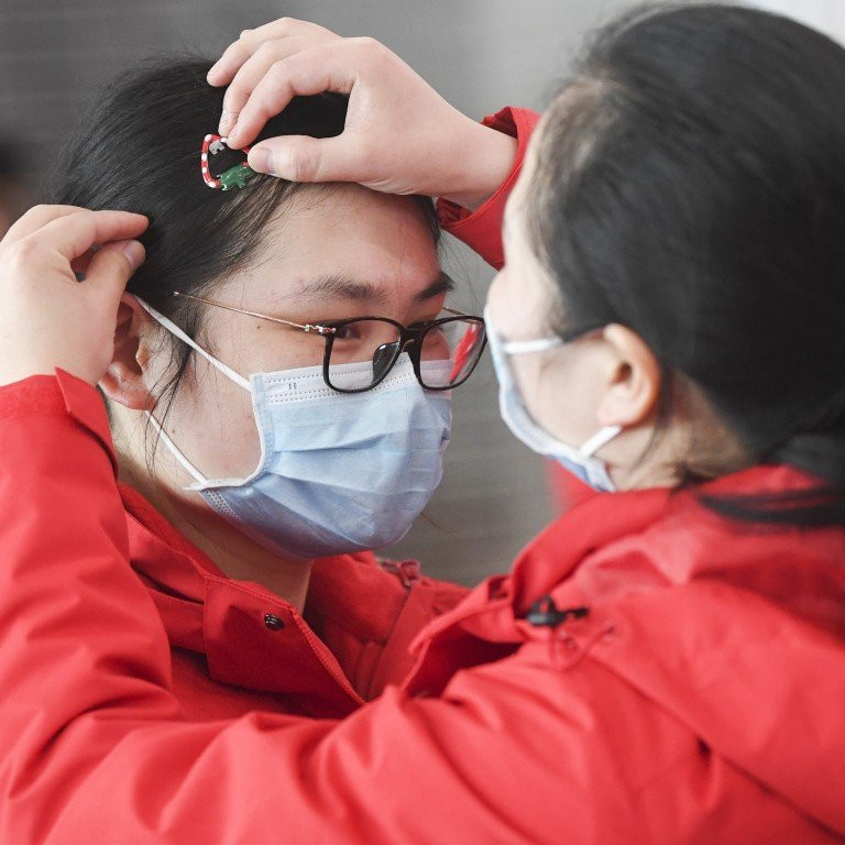 Covid-19 đan lan nhanh ra nhiều nước. (Ảnh: SCMP)