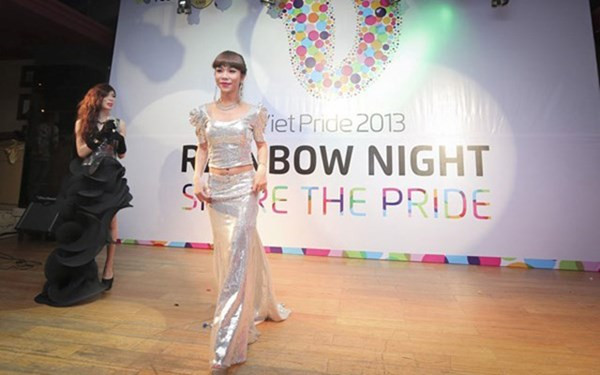 Jessica trong một show diễn thời trang