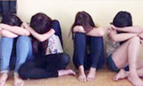 Gái bán dâm tại nhà nghỉ Cỏ lạ