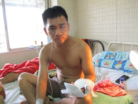 Anh Phong đã được nối bàn tay trái