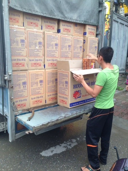 Kiểm tra, lập biên bản xử lý số hàng hóa nhập lậu