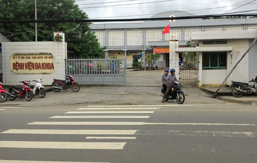 Bệnh viện đa khoa Phú Quốc - nơi Hữu cùng mẹ con chị Ly cấp cứu rạng sáng nay. Ảnh: Cửu Long