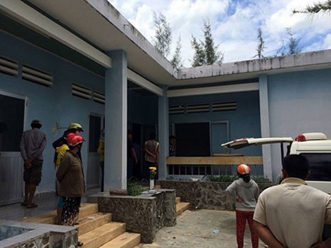 Thi thể Giang được đưa vào Bệnh viện Hàm Tân để giám định tử thi