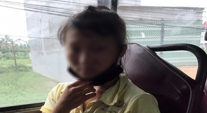 P. bỏ nhà lên Bắc Giang chơi theo lời mời của một nam thanh niên.