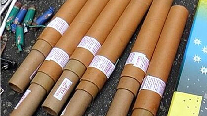 10 cổ động viên Anh bị tấn công bằng thuốc nổ