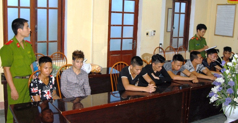 Các đối tượng tại cơ quan điều tra. Ảnh Công an Hà Nam