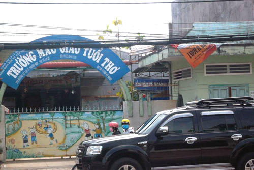 Hiện trường vụ hai cha con bị nhóm người khống chế. Ảnh: Thái Hà