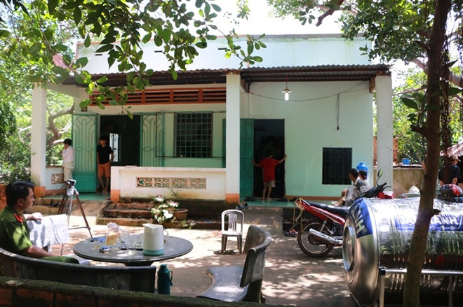 Ngôi nhà ông bà Duyên