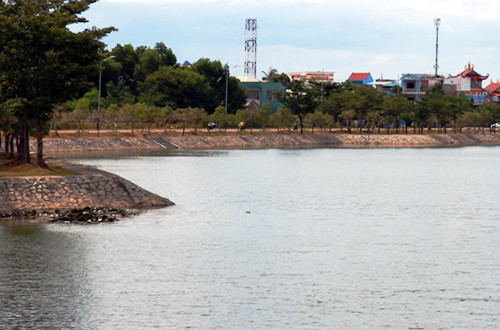 Khu vực Ly nhảy xuống trốn. Ảnh: N.T