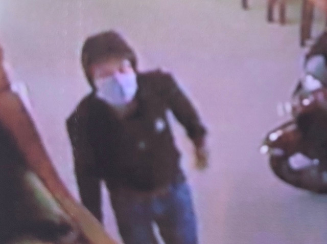 Hình ảnh nhận dạng thủ phạm đột nhập vào căn nhà báo mất trộm 8 tỷ đồng. Ảnh: chụp lại từ camera