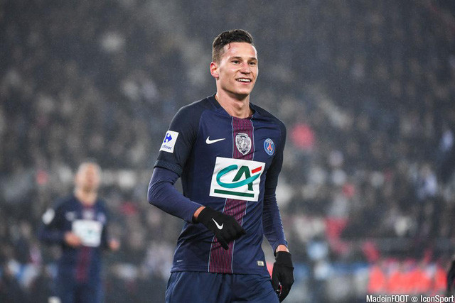 Barcelona muốn có Julian Draxler.