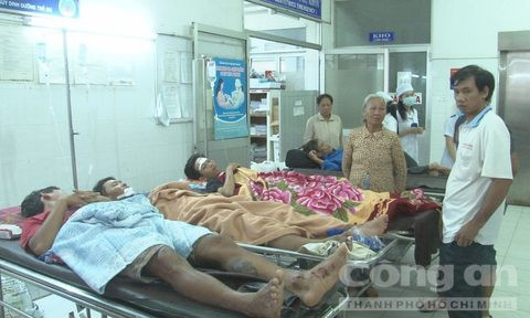 Các bệnh nhân cấp cứu tại bệnh viện đa khoa Sa Đéc.