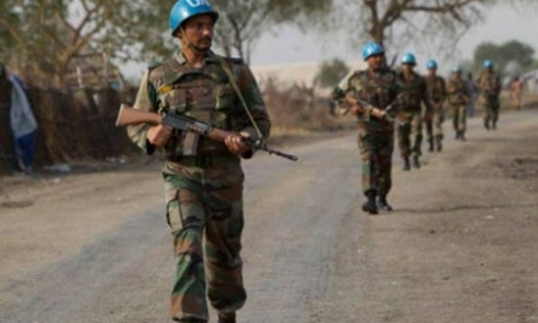 Ấn Độ - Pakistan đấu súng suốt 6 giờ