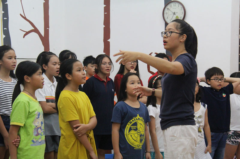 Thần đồng Đỗ Nhật Nam tiếp tục 'Hát cùng những niềm vui 2018'