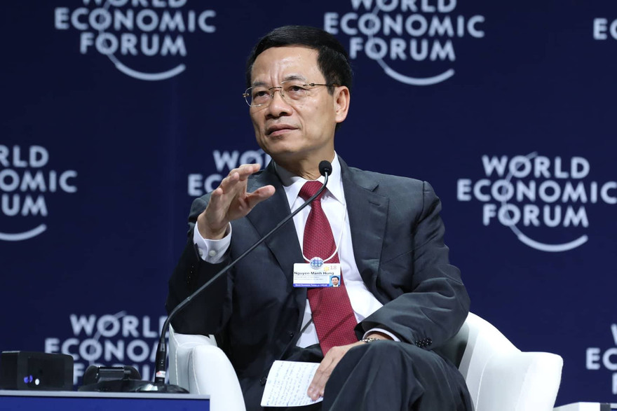 Quyền Bộ trưởng Bộ TT&TT Nguyễn Mạnh Hùng