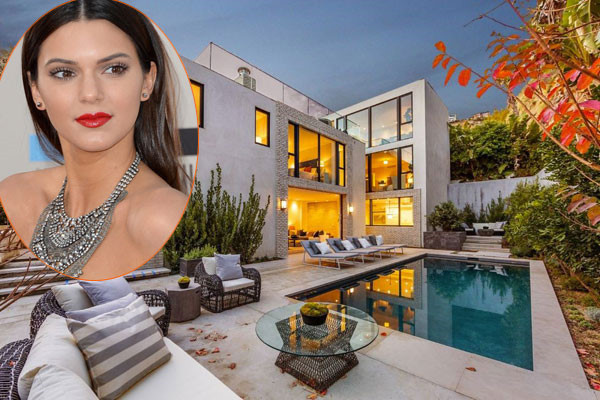 Biệt thự sân vườn hồ nước tuyệt đẹp của ‘chân dài’ Kendall Jenner 