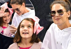 Con gái Tom Cruise càng lớn càng xinh xắn đáng yêu