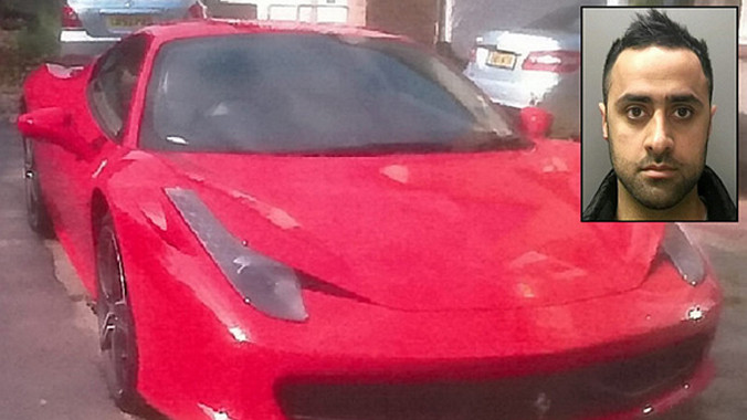 Chiếc Ferrari 458 Italia “xui xẻo” của Osman Iqbal.