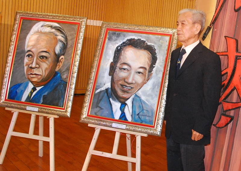 Chân dung các nghệ sĩ cải lương gạo cội qua tranh Trương Văn Ý 