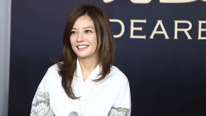 Vợ chồng Triệu Vy hiện là cổ đông lớn nhì Alibaba Pictures. Ảnh: Bloomberg.