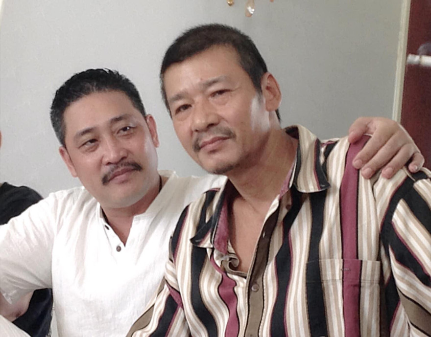 NSƯT Hồ Phong và NSƯT Võ Hoài Nam trong hậu trường phim "Hương vị tình thân". 