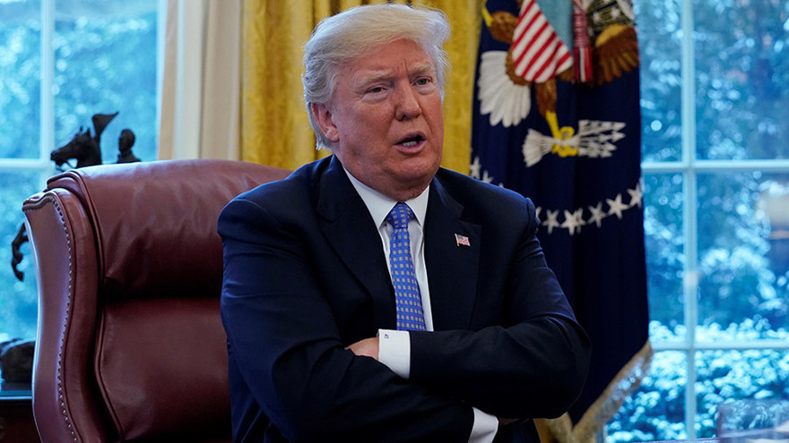 Tổng thống Mỹ Donald Trump trả lời các câu hỏi về Triều Tiên trong buổi phỏng vấn với Reuters. Ảnh: Reuters