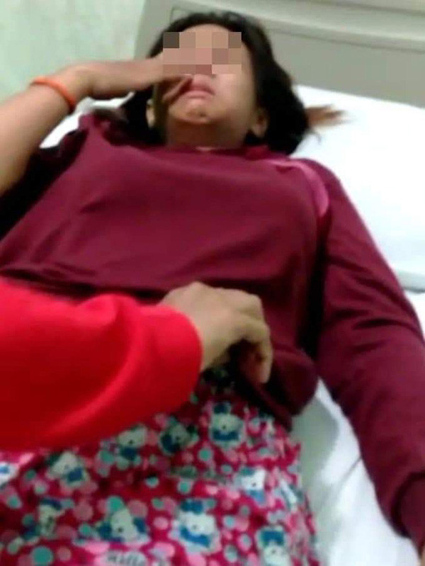 Ngày 8/4, Audrey được đưa đến bệnh viện để điều trị chấn thương ở đầu và ngực. 