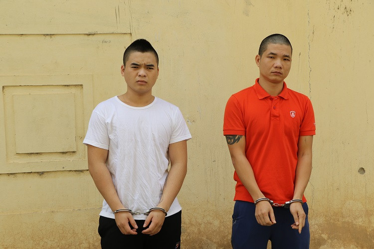 Hai đối tượng bị bắt giữ. Ảnh: Công an Vĩnh Phúc.