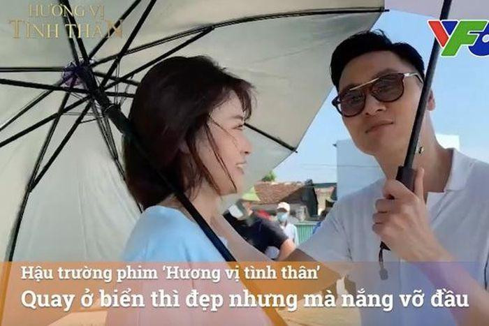 Showbiz 26/7: Đạo diễn cảm thán vì Mạnh Trường hôn Phương Oanh quá ngọt