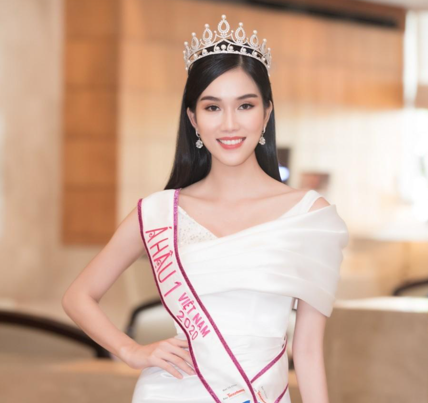 Á hậu Phạm Ngọc Phương Anh 